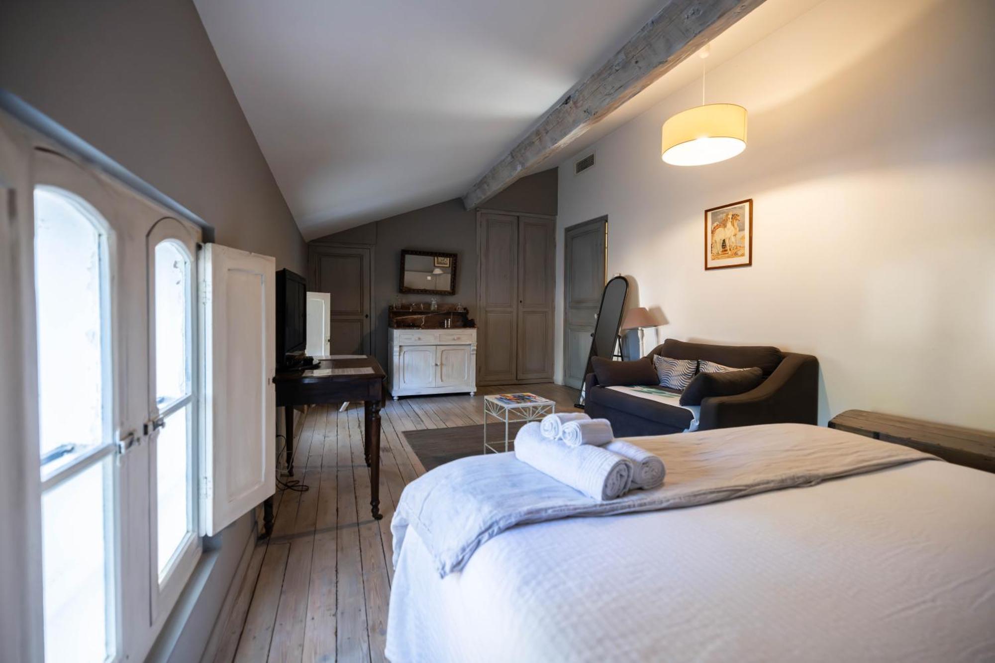 Domaine Castell De Bles Bed & Breakfast Saint-Genis-des-Fontaines Bilik gambar