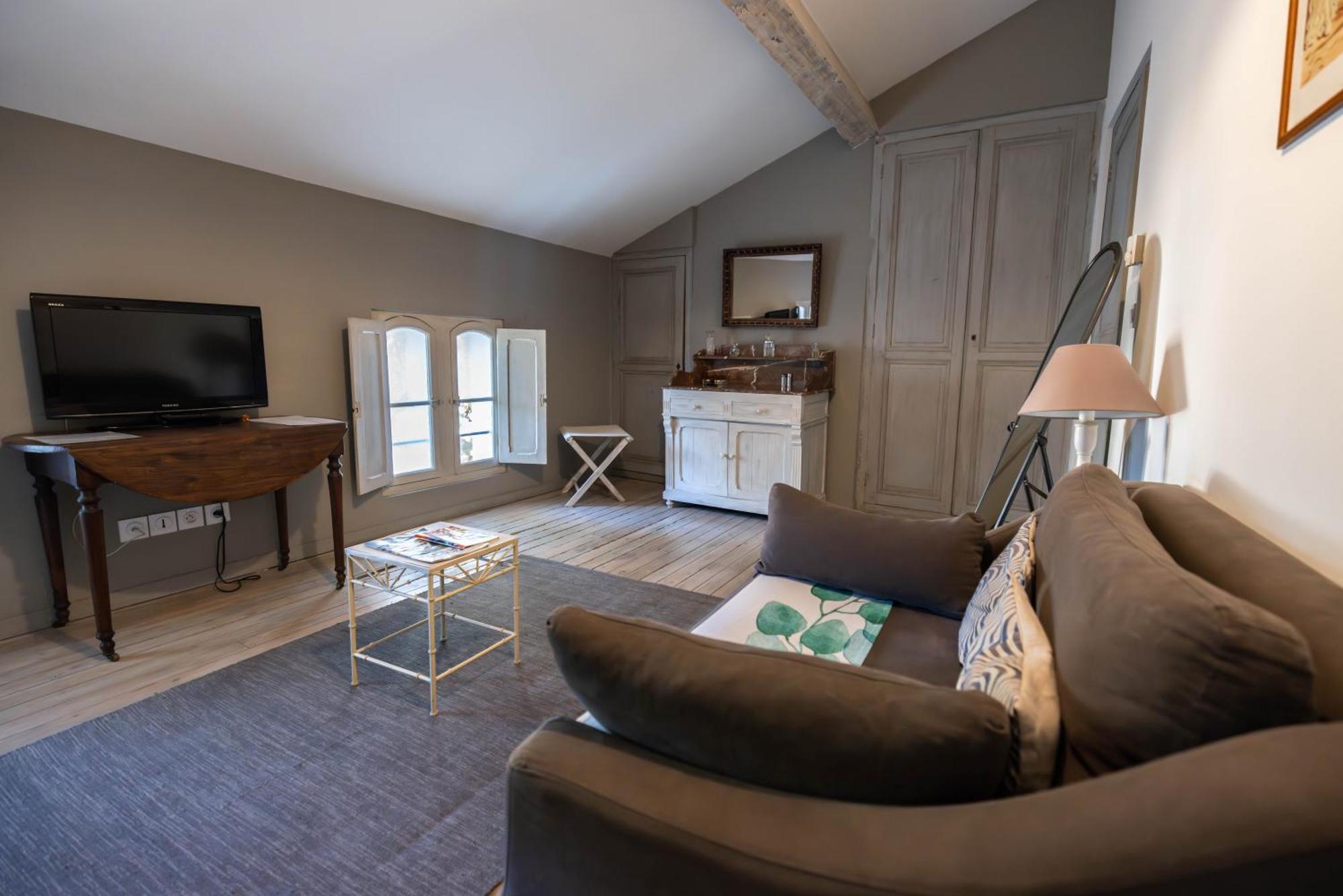 Domaine Castell De Bles Bed & Breakfast Saint-Genis-des-Fontaines Bilik gambar